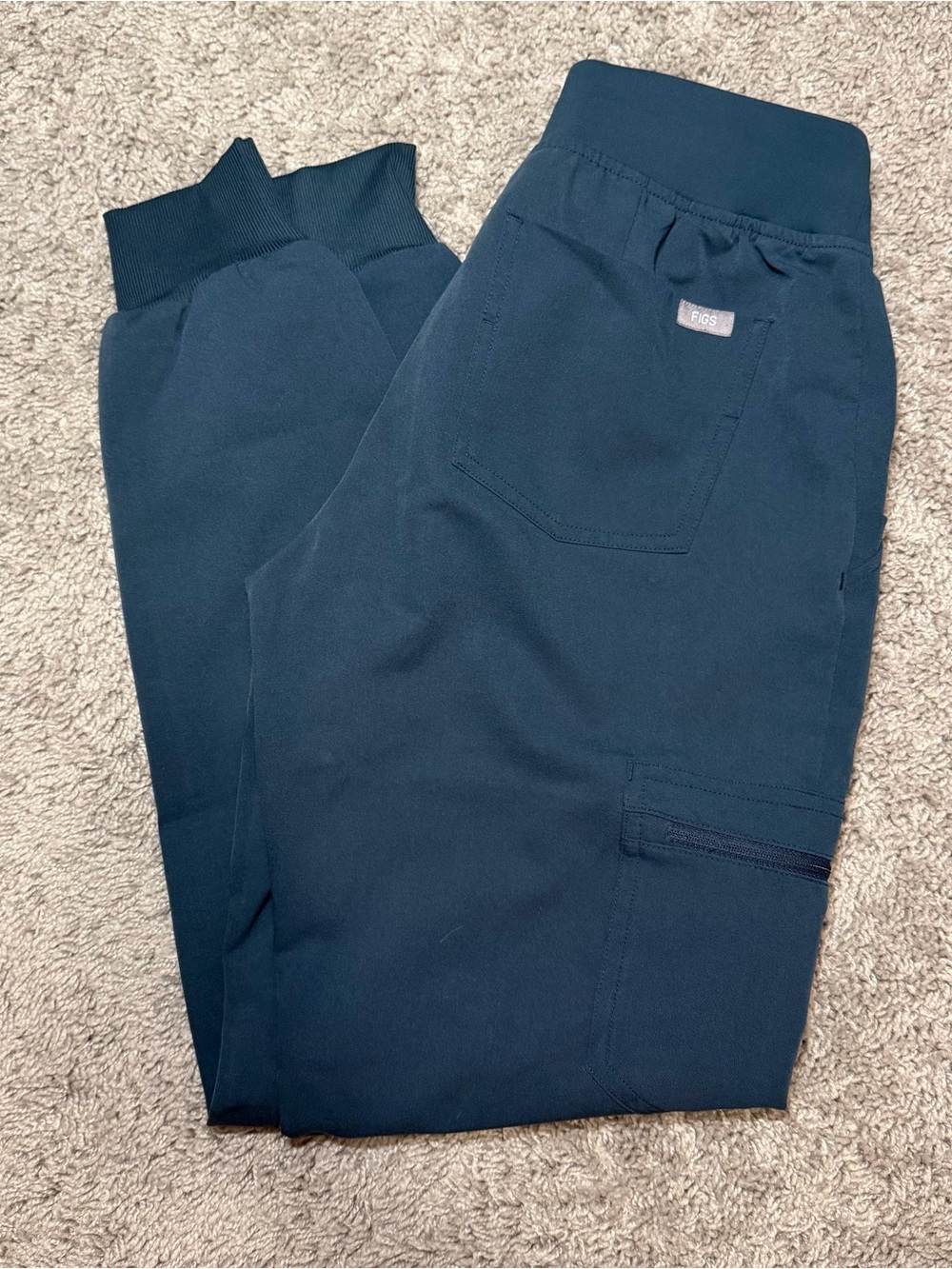 Figs Women’s Dark Harbor Zamora - Jogger Scrub Pants - Picture 2 of 6